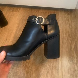 Pull&bear Leather Boots 🖤